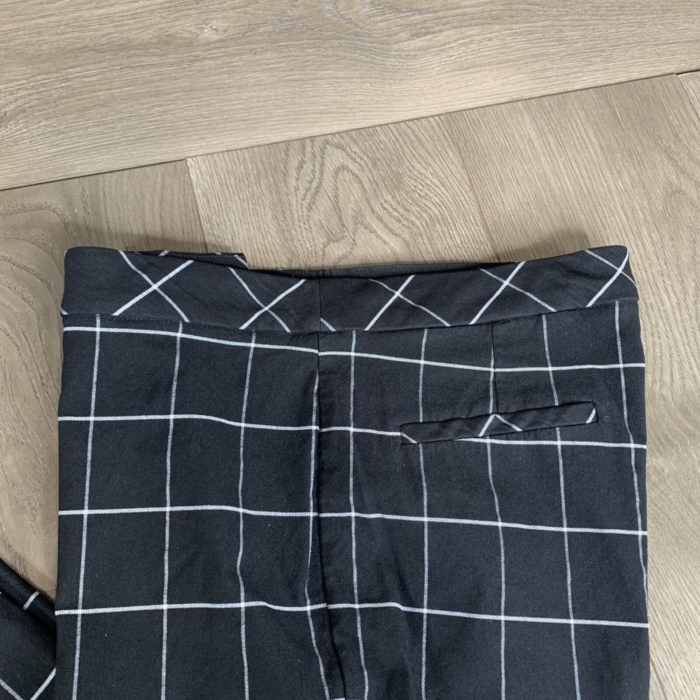 Investments Dress Pants Womens 12 Black White Stripes Hidden Zip Button Close - Picture 3 of 9